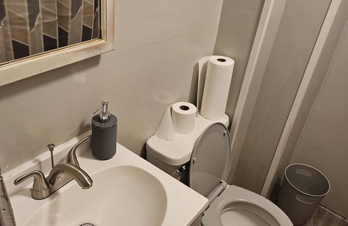Lewistown House | Lewistown most,reasonable rates,cleanest comfortable space next to hospital,etc