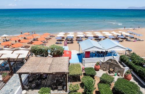 Kato Stalos Apartment | Lia Beachfront Apartments