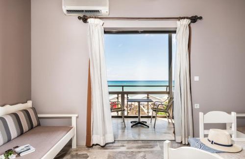 Kato Stalos Apartment | Lia Beachfront Apartments