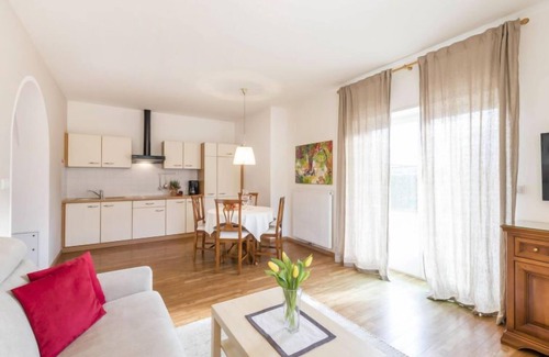 Postal Apartment | Lichtenberg by Interhome