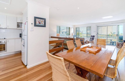 Yamba House | Lighthouse Unit 1, TOP NOTCH