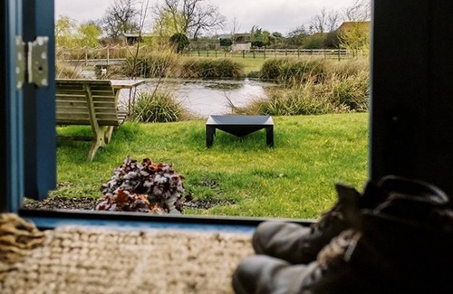 Bottesford Cabin | Lillie's Shepherd's Lodge Retreat & Wellness