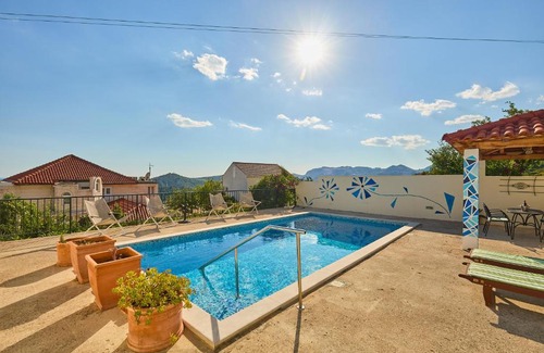 Brasina House | Lily's Home