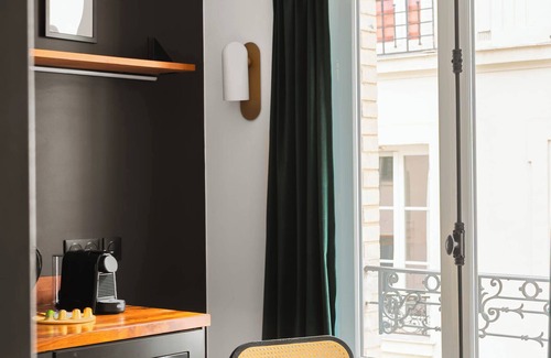 Quartier des Grandes-Carrieres Hotel | Limehome Paris Montmartre