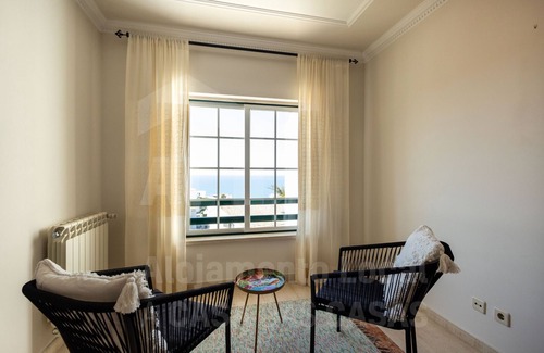 Ericeira Ski Chalet | Lina's House by ACasaDasCasas