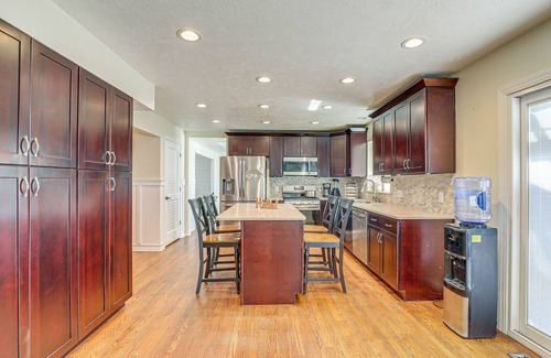 Lincoln House | Lincoln Vacation Rental ~ 2 Mi to Holmes Lake Park