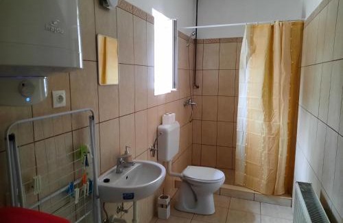 Kovagoors House | Linda Vendégház