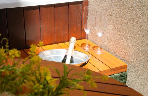 Jardim Oceania Apartment | Lindo Flat com Jacuzzi perto do Mar