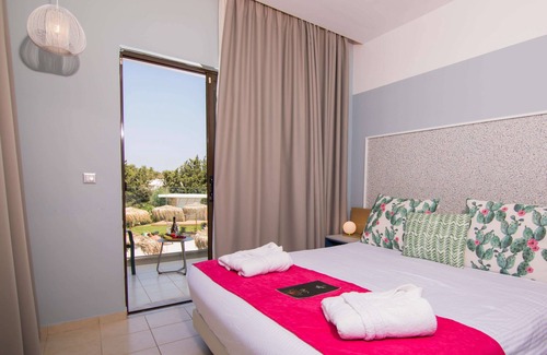 Kiotari Hotel | Lindos Breeze Beach Hotel