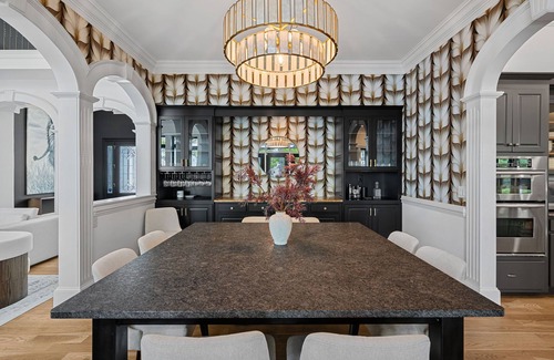Denver House | Lion Maonr by SoCharm | Luxe Retreat with 300ft of Waterfront Views & Pickleball Court