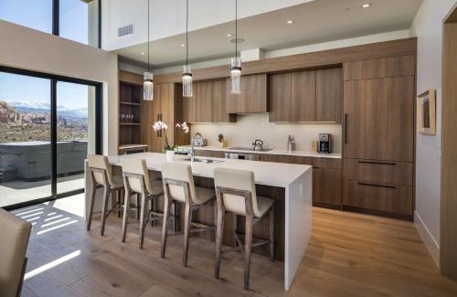 Moab Hotel | LIONSBACK RESORT
