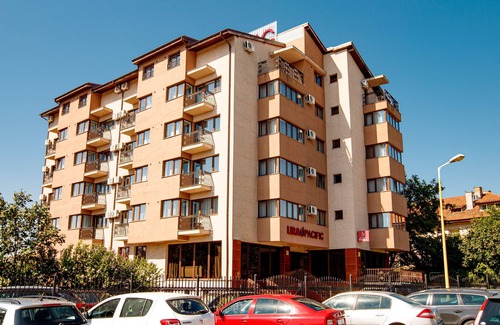 Constanta Apartment | Lira Pacific Aparthotel