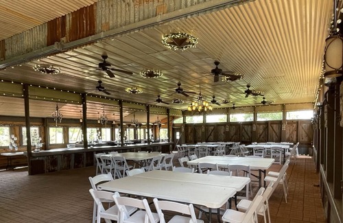 Fayetteville House | Little Bear Private 40 Acre Retreat with Everything!
