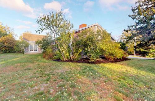 Edgartown Apartment | Little Cozy Corner