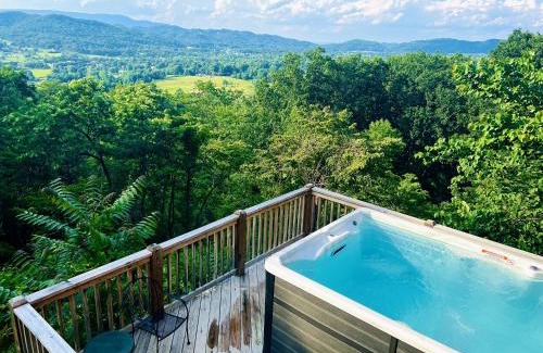 Wears Valley House | Little Greenbriar Lodge cabin