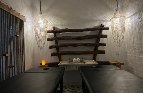Bedfordview Bed & Breakfast | Little Mykonos
