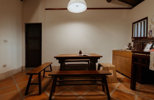 Ou-ts'o House | Live Guest House