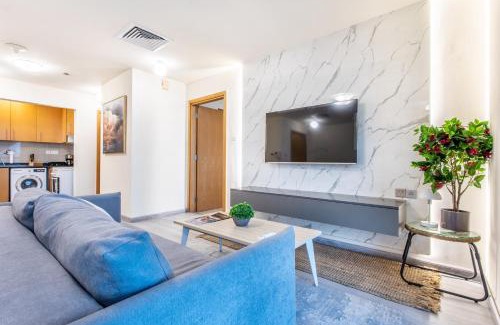 Ras Al Khaimah Apartment | Live in the center of Sea, Mountains, Mangroves of RAK