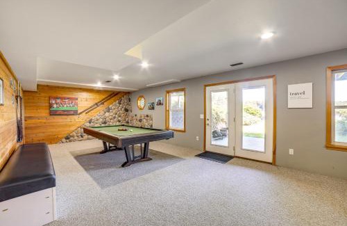 Grand Junction House | Live Large on Saddle Lake! Family Home with Dock