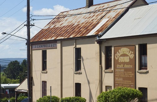 Morpeth Cottage | Live like a local in historic Morpeth