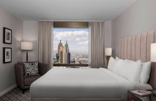 Las Vegas Resort | Live the Vegas Dream: Family Fun and Luxury Await- Marriott's Grand Chateau-3 Bd