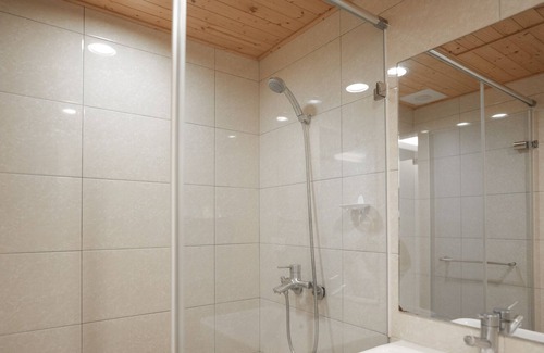 Kaohsiung City Centre House | LJ hotel
