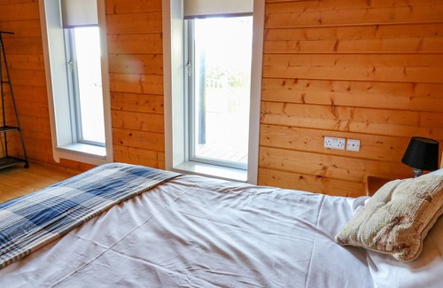 Llanllwchaiarn Cottage | LLAINLWYD, pet friendly, character holiday cottage in New Quay