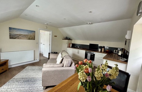 Boncath Apartment | LLOFT GWAIR - HAYLOFT, pet friendly, with a garden in Crymych