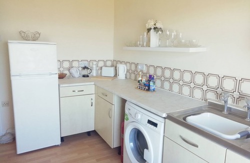 Towyn Cottage | Llys Madoc, The Top Flat
