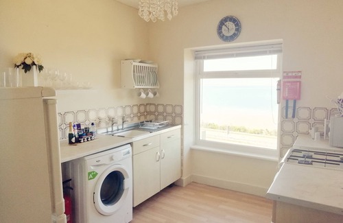 Towyn Cottage | Llys Madoc, The Top Flat