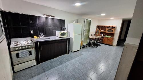 Cipolletti House | Lo de Juancito