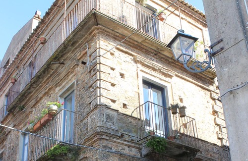 Filadelfia Apartment | Located in one of the most beautiful villages in Calabria, on a property of 700