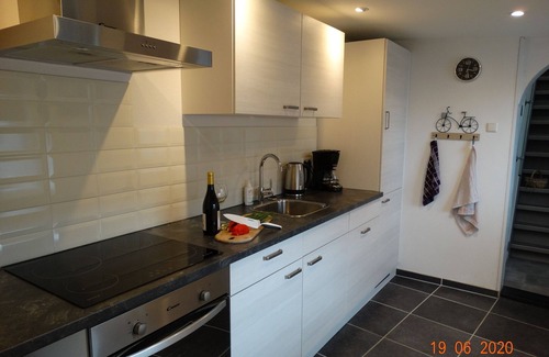 Biervliet House | Located in the western part of Zeeuws-Vlaanderen on the North Sea coast route, in the beautiful village Biervliet