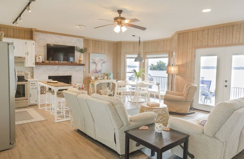 Gilbert House | Located on big water with a private dock, Coopers cabin will not disappoint!