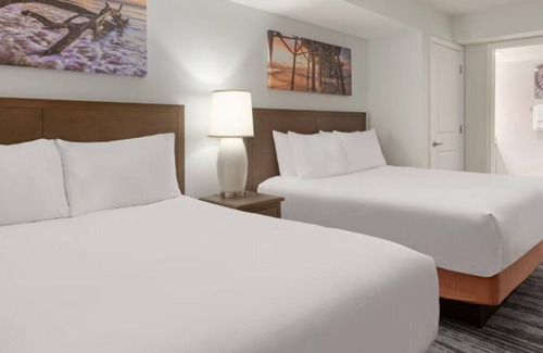 Cherry Grove Beach Resort | Located On Cherry Grove Beach-Wyndham Towers On The Grove- 3 Bd. Dx. Oceanfront