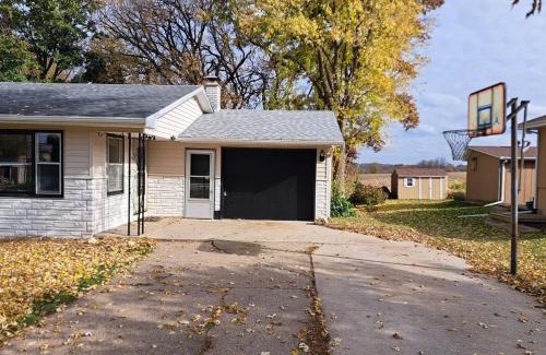 Table Mound House | Location! Large Home, Country Views, Entertainment