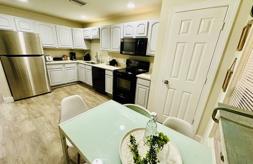 Westminister House | “ Location, top accommodation, close to RSW Airport and JetBlue Park"