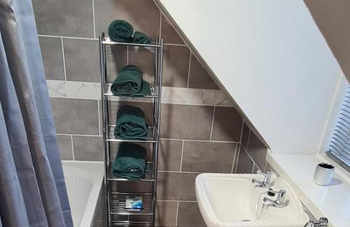 Campbeltown Apartment | Loch Views Apartment Sleeps 2-Pets Ok-Free Parking