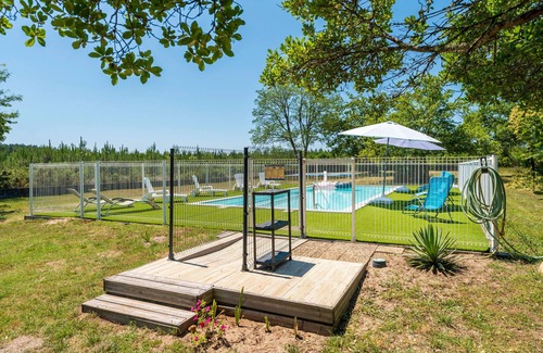 Lesperon RV Rental | "Lodge 1" with Shared Pool, Private Terrace and Shared Garden