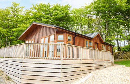 Tavistock Cottage | LODGE 9, family friendly, with a garden in Tavistock
