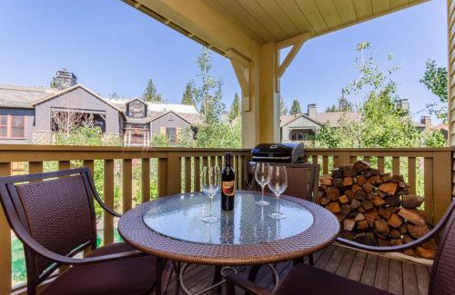 Mammoth Lakes House | Lodges 1132 - 3 bedroom Townhome on Golf Course