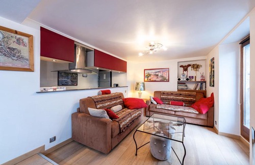 Annecy Old Town Apartment | Lodges Du Canal St Dominique Annecy