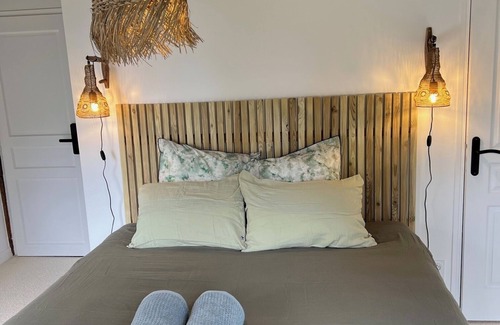 Saint-Antonin-de-Sommaire Hotel | Lodges de la Ferme de la Chaise