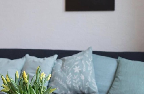 Central Interlaken Apartment | Loft Apartment "Henrik" Höhenmatte