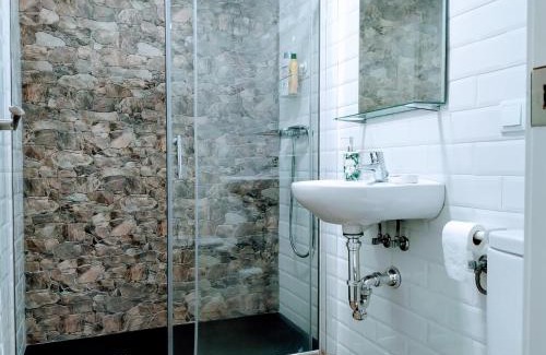 Distrito Sur Apartment | Loft Azahar junto a Puente Romano