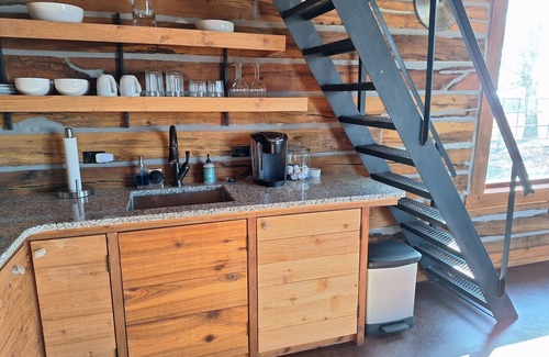 Pawhuska Cabin | Loft cabin close to Pioneer Woman's Mercantile