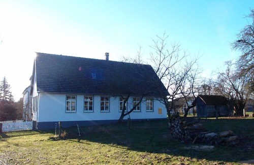 Blaufelden House | Loft design - heat cabin, fenced garden, fireplace