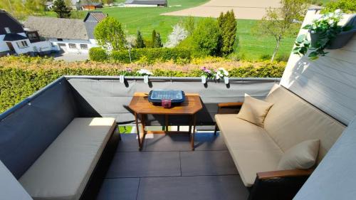 Lochtrop Apartment | Loft E-Bike-Garage Fussbodenheizung Skigebiete nah