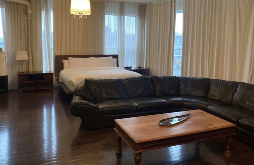 Latin Quarter Apartment | Loft Hotel | 2Bed Alcove Loft | Quartier Latin