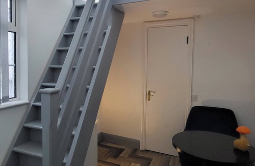 Cork Apartment | Loft Style-1Br-WalkinShower-WiFi-Central Cork